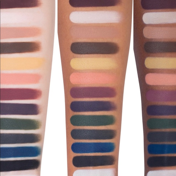 🎨KVD Metal Matte Palette NIB🎨 - Picture 16 of 16